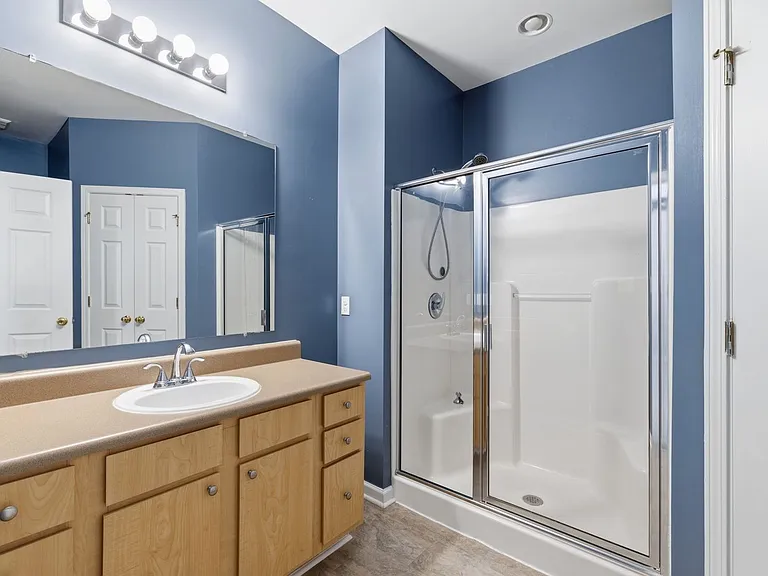 737 Woodland Creek Way — Photo 21