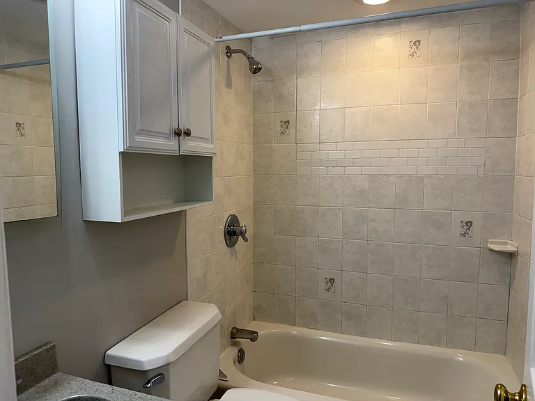 1163 Nugent Ave #B — Photo 4