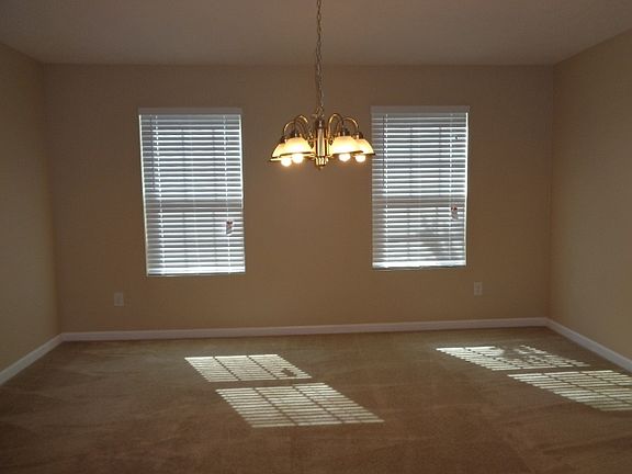 2nd image of 822 Creek Oak Dr
