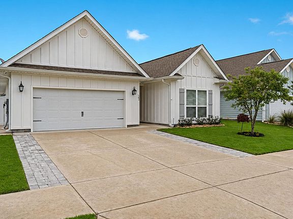 3rd image of 163 Stonegate Cir
