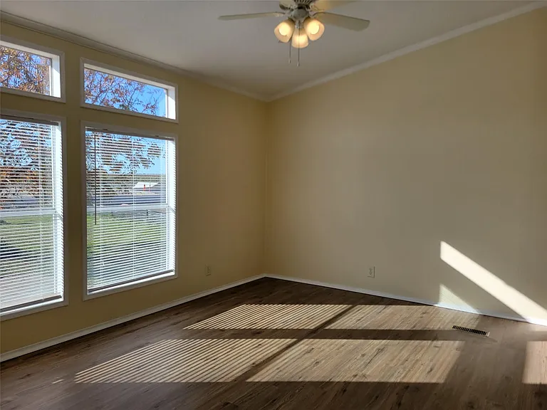 101 Heather Cv — Photo 4