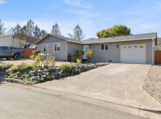 490 Char St, Roseburg, OR 97471