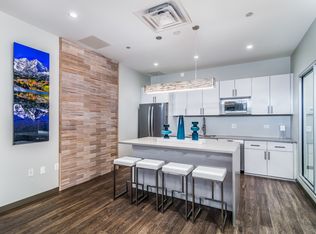 119 S Main St #404, Naperville, IL 60540