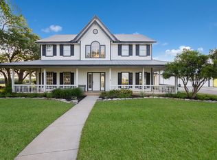 124 Woodland Ranch Rd, Boerne, TX 78015