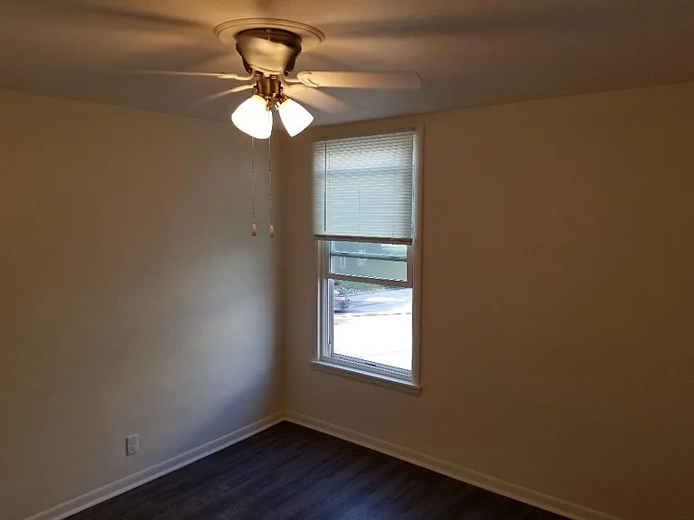 17 E Howard St #2 — Photo 8