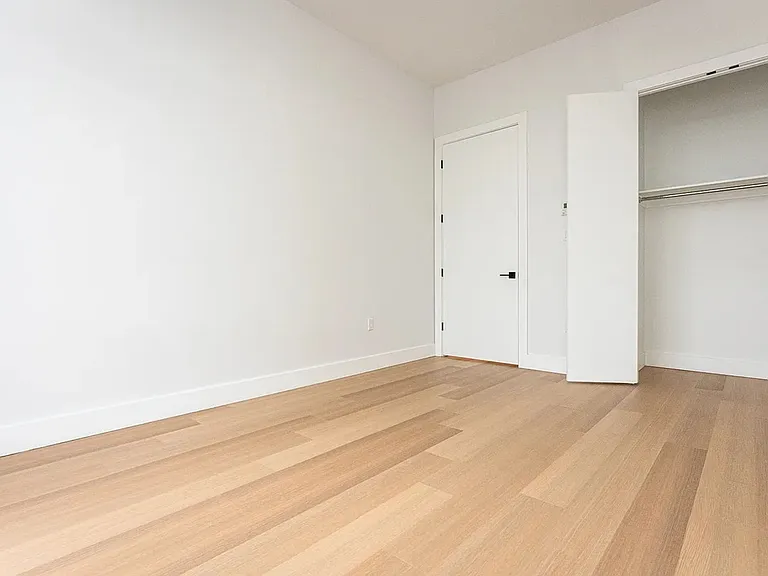 420 Gates Ave #3F — Photo 9