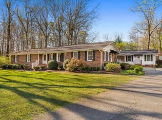 527 E Austin Dr, Chatsworth, GA