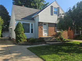 4237 Stonehaven Rd, South Euclid, OH 44121