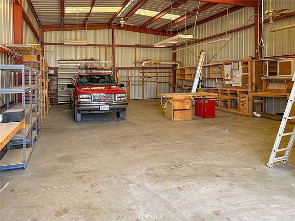 3rd image of 20690 Rancherias Rd