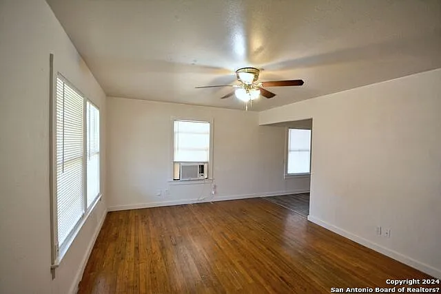 303 E Faust St — Photo 6