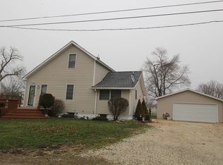 315 S Locust, Clifton, IL 60927