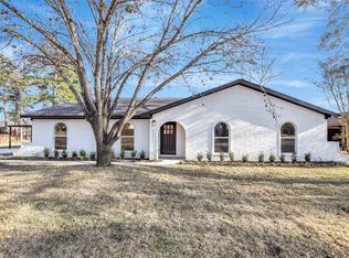 1211 Mere Dr, Pinehurst, TX 77362