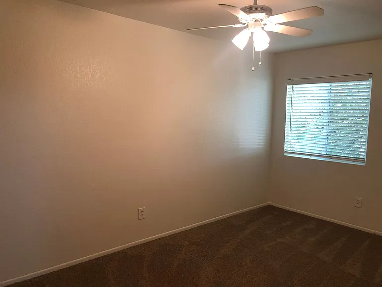 130 E Mills Dr #3 — Photo 23