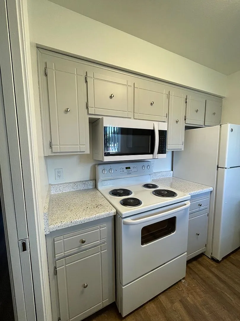 Yardley Gardens, a Lovely Garden Style Community in Merced — Photo 1
