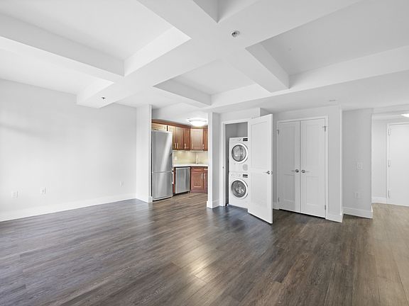 5th image of 354 E 91st St APT 2006