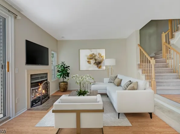 24 Encampment Dr, Bedminster Twp., NJ 07921