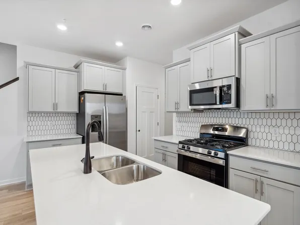 13629 Busch Ln, Rogers, MN 55374