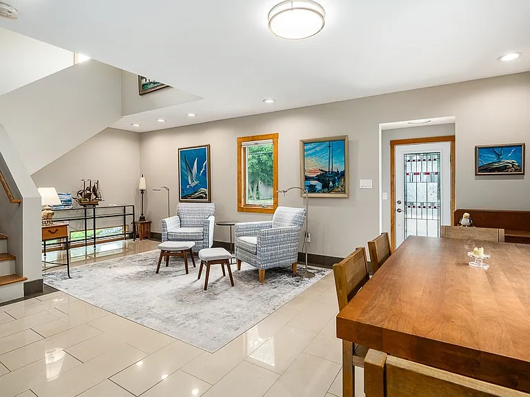 82 Bass Ave — Photo 4