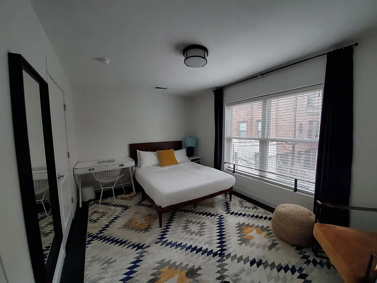 1813 Addison St — Photo 2