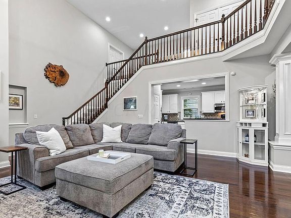 4th image of 5007 Blackstone Edge Dr