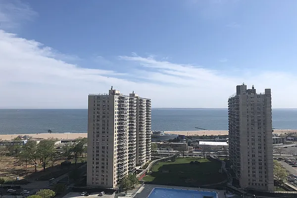 Sold by Continent Realty LLC | media 1