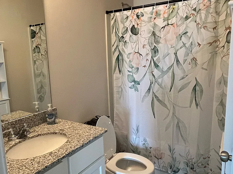 1/3 bathrooms
