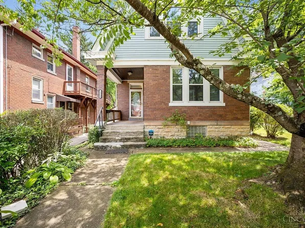 2964 Deckebach Ave, Cincinnati, OH 45220