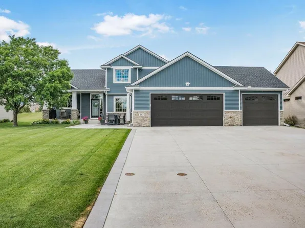 867 160th Ln NW, Andover, MN 55304