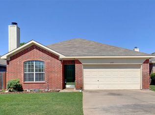 6333 Downeast Dr, Fort Worth, TX 76179
