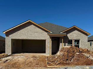 26391 Nash Ln, Athens, AL 35613