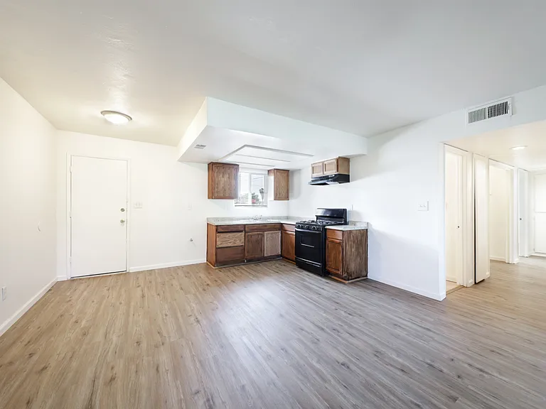 1236 Jeffrey St #2 — Photo 20