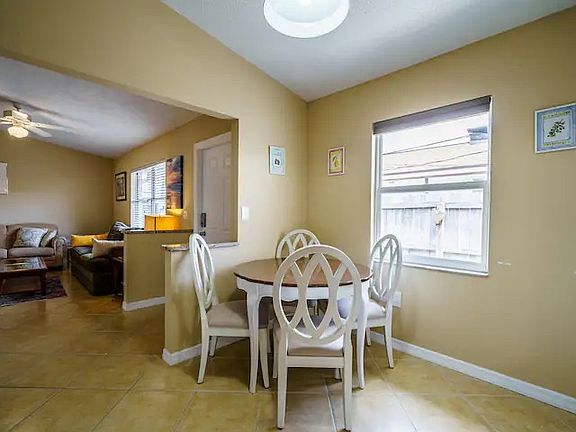 5th image of 1912 Marcia St #1912