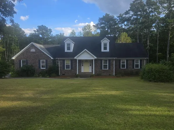 1242 Fredericksburg Dr S, Lugoff, SC 29078