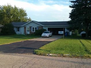 128 Lemler Ln, Plymouth, IN 46563