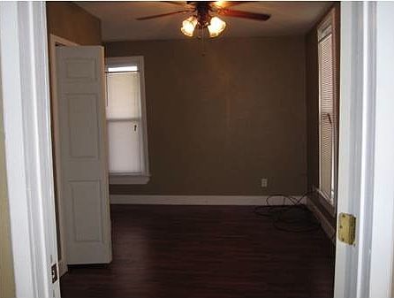 4th image of 266 S Walnut St APT 1