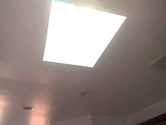 5th image of 220 Van Buren St APT 3