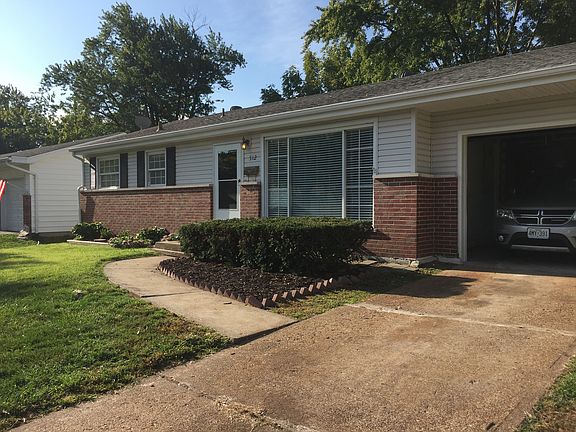 3rd image of 512 Lynn Haven Ln