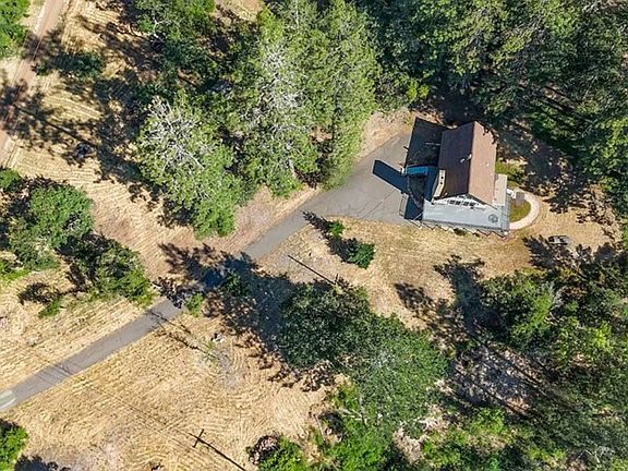 Private 3 1/2 acre property