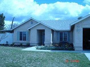 20712 Troutdale Ln, Riverdale, CA 93656