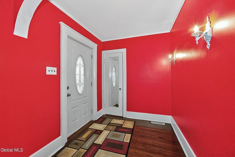5th image of 1064 Lexington Avenue