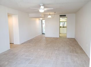 809 Russell Ln, Brandon, FL 33510