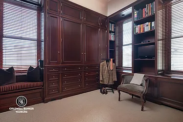 Sold by Coldwell Banker Warburg