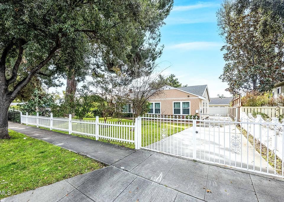 1st image of 978 E Orange Grove Blvd