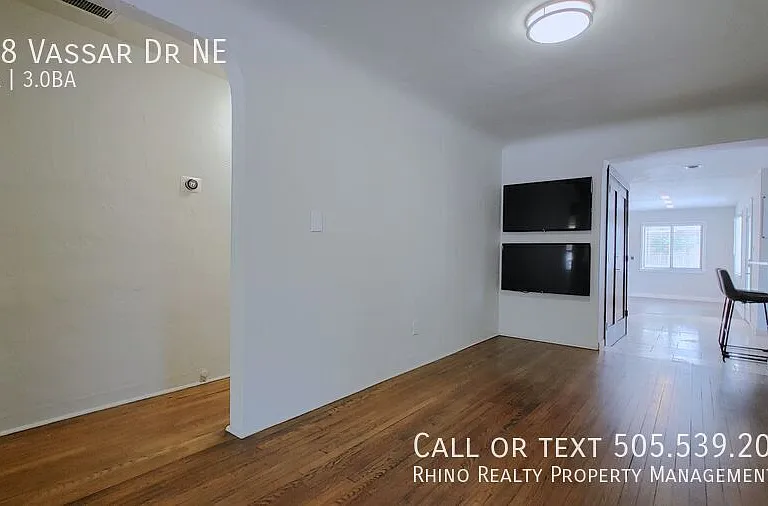 808 Vassar Dr NE — Photo 7