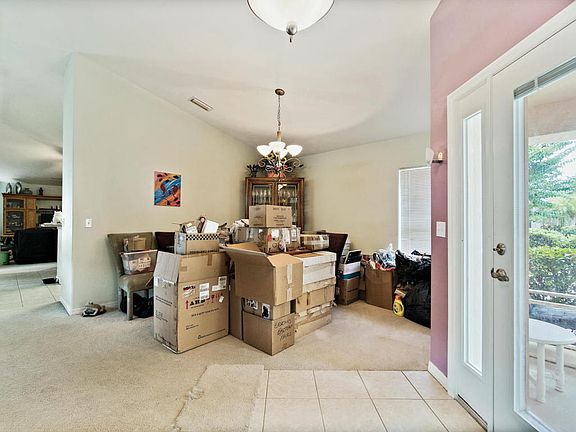 4th image of 1591 Town Park Dr