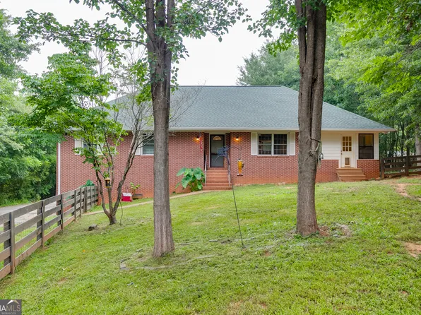 3845 Level Grove Rd, Cornelia, GA 30531