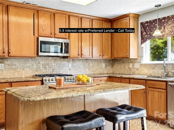 13310 Pontchatrain Ave, Charlotte, NC 28273