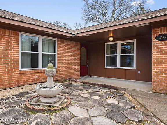 3rd image of 2704 English Dr