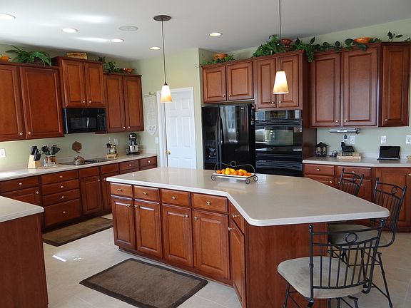 4th image of 153 Sundown Cove Dr