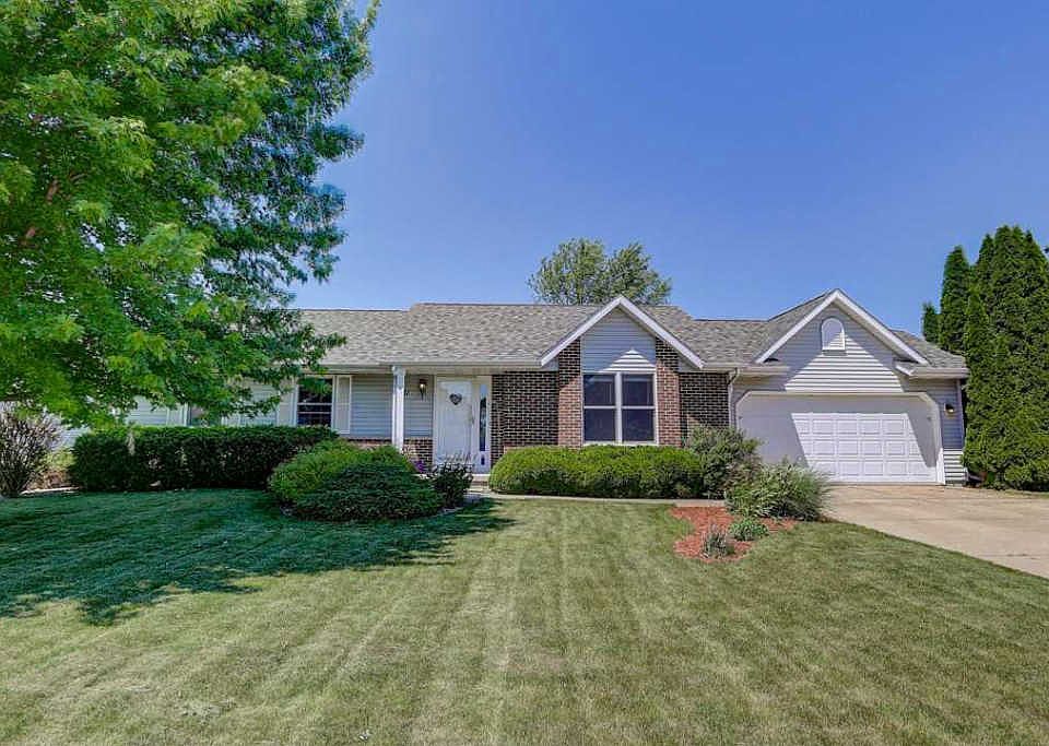 1st image of 2541 Winthrop Dr